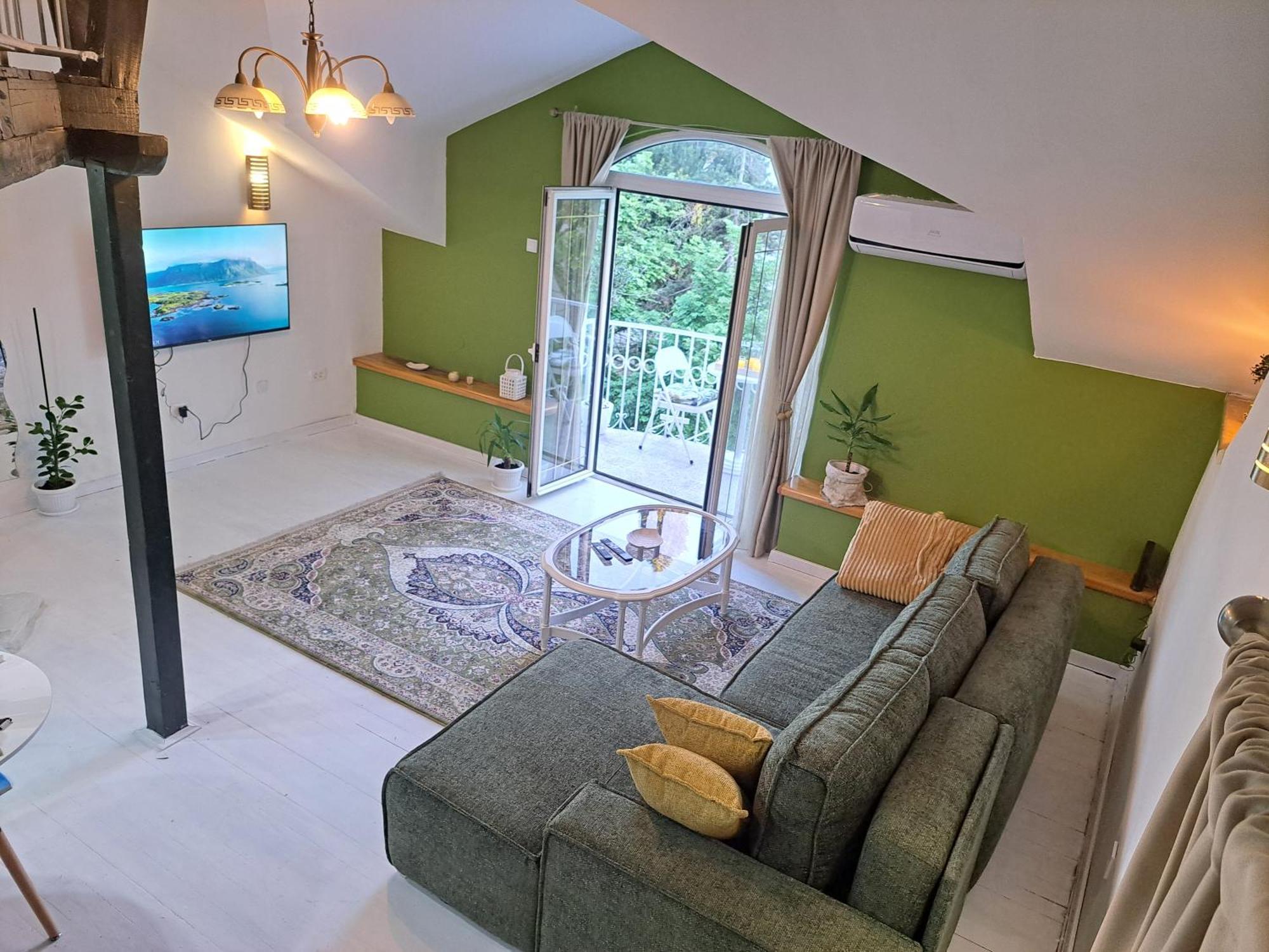 Gallery Apartment Podgorica Extérieur photo